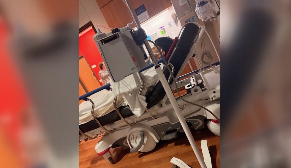 Desde octubre, su rutina cambió por completo. Ahora depende de la diálisis, un tratamiento que...