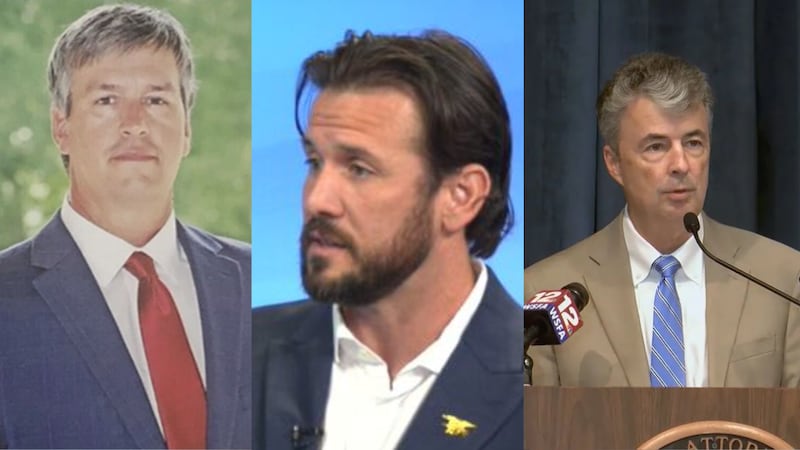 El representante Barry Moore, Jared Hudson y el fiscal general Steve Marshall