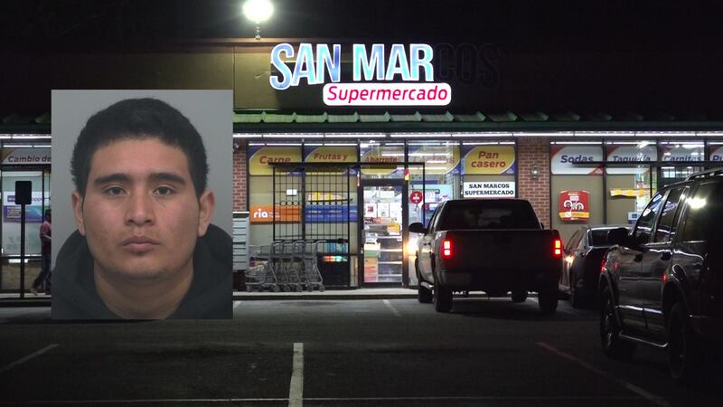 El sospechoso supuestamente desconectó el sistema de seguridad y usó una herramienta para...